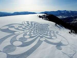 Snow art by Mr. Simon Beck